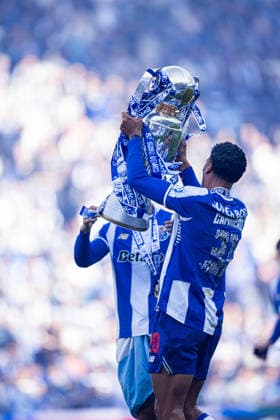 May 16, 2026, Porto, Porto, Portugal: Porto, PORTUGAL - May 16: Alberto Costa of Fc Porto with Primeira Liga trophy after the Primeira Liga match between FC Porto and CD Santa Clara at Estadio do Dragao on May 16, 2026 in Porto, Portugal. Porto Portugal - ZUMAe141 20260516_zsp_e141_064 Copyright: xLuisxEirasx