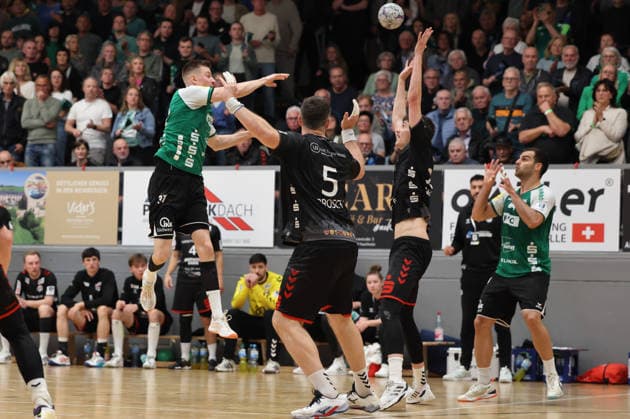 16 05 2026, Handball, Men, 3 League, Season 2025 2026, Promotion round, HG Saarlouis ASV Hamm Westfalen, Tom Paetow HG Saarlouis , Jan Brosch ASV Hamm Westfalen Saarlouis Stadtgartenhalle Saarland Germany DEU Copyright: xSebastianxBachx