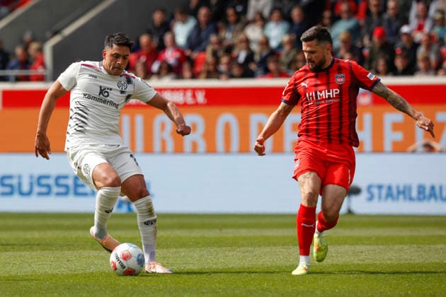 Football, 1 Bundesliga, Matchday 34, 2025 2026, 1 FC Heidenheim vs 1 FSV Mainz 05, 16 05 2026, Voith Arena, Heidenheim, Germany, Nadiem AMIRI 1 FSV Mainz 05 10 li in duel with Marnon BUSCH 1 FC Heidenheim 2 Heidenheim Voith Arena Baden Württemberg Germany Copyright: xGaetanoxDixRosax