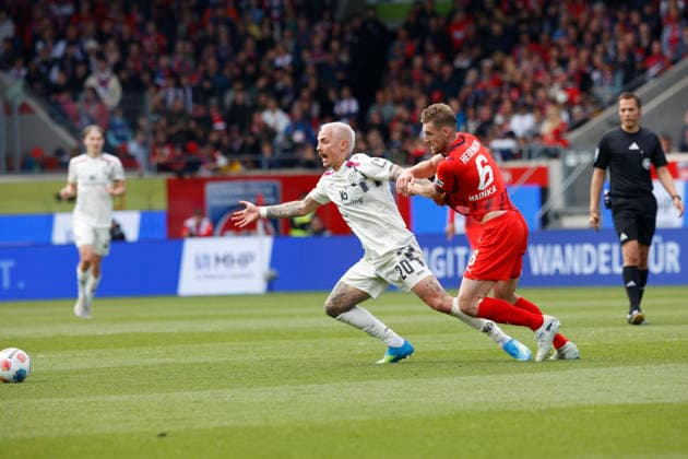 Football, 1 Bundesliga, Matchday 34, 2025 2026, 1 FC Heidenheim vs 1 FSV Mainz 05, 16 05 2026, Voith Arena, Heidenheim, Germany, Phillipp TIETZ 1 FSV Mainz 05 20 li in duel with Patrick MAINKA 1 FC Heidenheim 6 Heidenheim Voith Arena Baden Württemberg Germany Copyright: xGaetanoxDixRosax