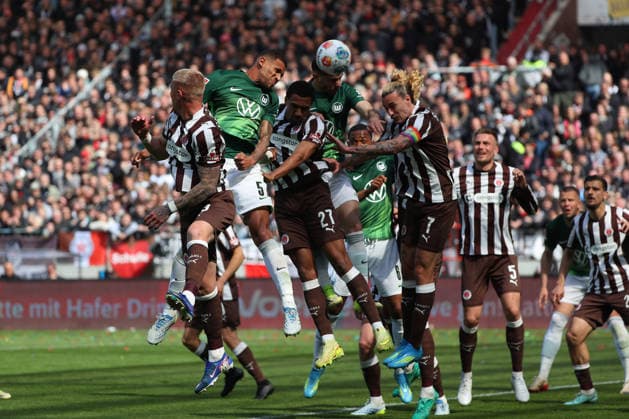 St Pauli vs VfL, 1 BL Hamburg, 16 05 2026, Football, Men, Season 2025 2026, 1 BL, FC St Pauli vs VfL Wolfsburg DFL DFB REGULATIONS PROHIBIT ANY USE OF PHOTOGRAPHS as IMAGE SEQUENCES and or QUASI VIDEO Millerntor Stadion Germany
