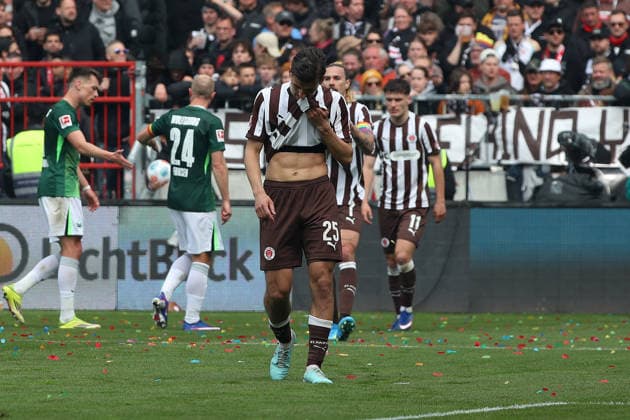 St Pauli vs VfL, 1 BL Hamburg, 16 05 2026, Football, Men, Season 2025 2026, 1 BL, FC St Pauli vs VfL Wolfsburg Adam Dzwigala St Pauli DFL DFB REGULATIONS PROHIBIT ANY USE OF PHOTOGRAPHS as IMAGE SEQUENCES and or QUASI VIDEO Millerntor Stadion Germany