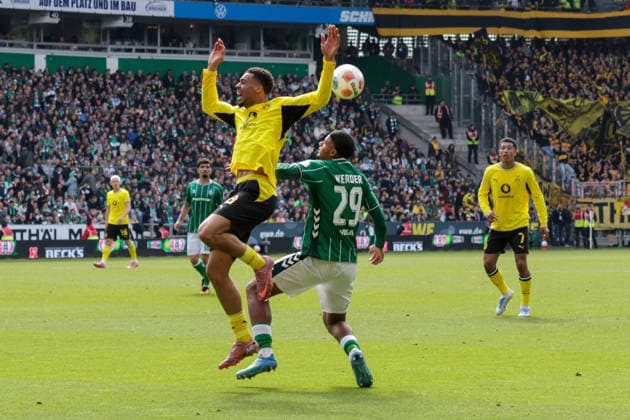 16 05 2026, xgrfx, Soccer 1 Bundesliga, SV Werder Bremen Borussia Dortmund v l Felix Nmecha Borussia Dortmund , Salim Musah Werder Bremen DFL DFB REGULATIONS PROHIBIT ANY USE OF PHOTOGRAPHS as IMAGE SEQUENCES and or QUASI VIDEO Bremen