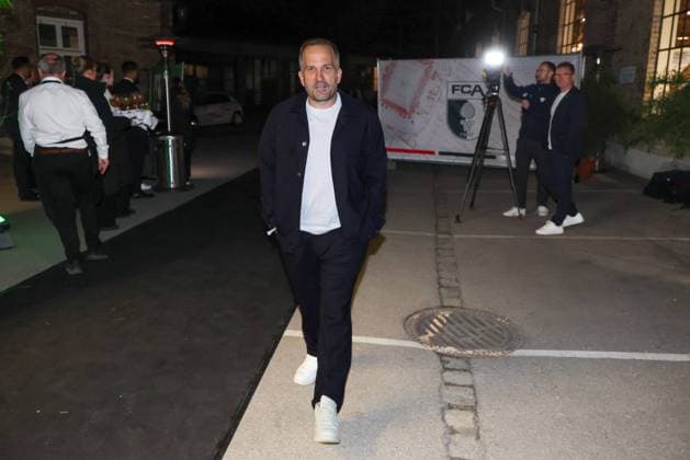 Head coach Manuel Baum FC Augsburg at the location, FC Augsburg end of season party, Football, 1 Bundesliga, 34 Matchday, 16 05 2026 DFL DFB regulations prohibit any use of photographs as image sequences and or quasi video Augsburg Bayern Germany Copyright: xkolbert-press ChristianxKolbertx