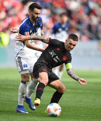 16 05 2026, xophax, Soccer 1 Bundesliga, Bayer 04 Leverkusen Hamburger SV Alejandro Grimaldo Bayer 04 , front Daniel Vieira HSV DFL DFB REGULATIONS PROHIBIT ANY USE OF PHOTOGRAPHS as IMAGE SEQUENCES and or QUASI VIDEO Leverkusen