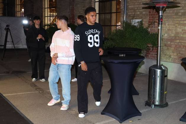 Noahkai Banks 40 FC Augsburg arrives at the location, FC Augsburg end of season party, Football, 1 Bundesliga, 34 Matchday, 16 05 2026 DFL DFB regulations prohibit any use of photographs as image sequences and or quasi video Augsburg Bayern Germany Copyright: xkolbert-press ChristianxKolbertx