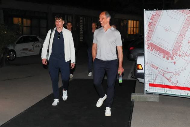 Team doctor Dr med Jens Ulrich Otto FC Augsburg arrives at the location, FC Augsburg end of season party, football, 1 Bundesliga, 34 matchday, 16 05 2026 DFL DFB regulations prohibit any use of photographs as image sequences and or quasi video Augsburg Bayern Germany Copyright: xkolbert-press ChristianxKolbertx