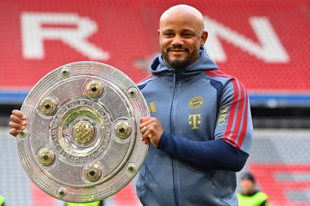 Coach Vincent KOMPANY Bayern Muenchen with Meisterschale, Schale,Pokal,Cup,Trophaee, Siegerehrung Fussball 1 Bundesliga Saison 2025 2026, 34 Spieltag, Spieltag34 FC Bayern Muenchen 1 FC Koeln 5 1 am 16 05 2026 , A L L I A N Z A R E N A