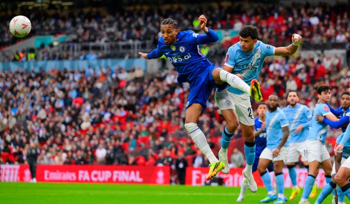 Chelsea v Manchester City, London, UK - 16 May 2025 Joao Pedro of Chelsea challenges for the ball with Matheus Nunes of Manchester City during the FA Cup Final match between Chelsea and Manchester City on 16th May 2026 at Wembley Stadium, London London Wembley Stadium London GBR Copyright: xFrankiexOKeeffe PPAUKx PPA-275765