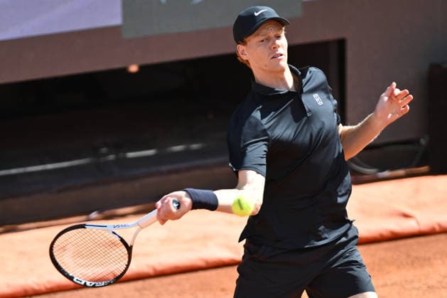 TENNIS - Internazionali di Tennis - Internazionali BNL d Italia Photo by IPA ABACAPRESS.COM84769790 - Jannik Sinner of Italy against Daniil Medvedev during the Internazionali BNL d Italia Day Twelve at Foro Italico on May 16, 2026 in Rome, Italy. Rome Italy  Copyright: xIPAxSport ABACAx