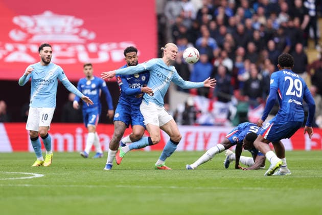 FA-Cup-Finale 2026 16. Mai 2026, London Emirates FA-Cup-Finale Chelsea gegen Manchester City Reece James von Chelsea und Erling Haaland von Manchester City Foto Charlotte Wilson Abseits London UK  Copyright: xCharlottexWilsonx xOffsidexOffside