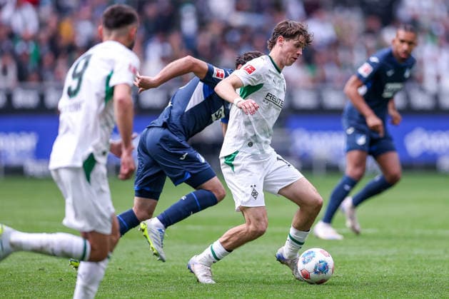 16 05 2026, Soccer, Borussia Mönchengladbach TSG 1899 Hoffenheim, 1 Soccer Bundesliga, 34 Matchday, Borussia Park, Season 2025 2026 Philipp Sander Borussia Mönchengladbach 16 DFB regulations prohibit any use of photographs as image sequences and or quasi video Nordrhein Westfalen Germany