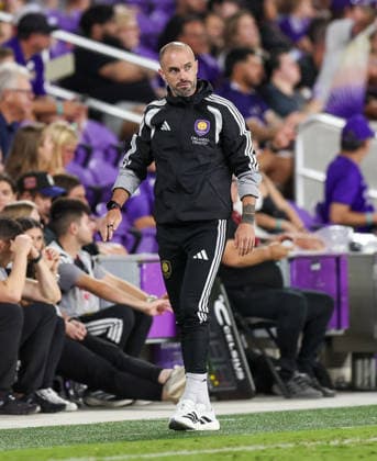 May 16, 2026, U.S.: Orlando City Head Coach MARTIN PERELMAN on the sideline during a match against Atlanta United. The Orlando City Soccer Club hosted Atlanta United at Inter&Co Stadium in Orlando, FL. MLS, Fussball Herren, USA 2026: Atlanta United FC 1:1 Orlando City Soccer Club  - ZUMAm299 20260516_znp_m299_025 Copyright: xTaylorxMcFeex
