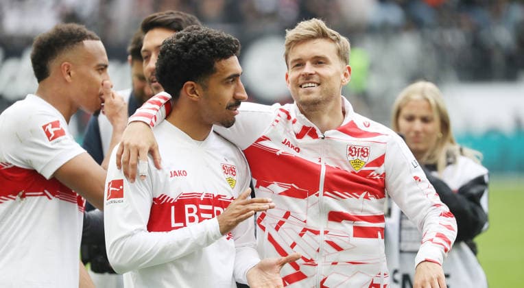 Frankfurt , Bundesliga soccer Eintracht Frankfurt vs VfB Stuttgart , from left Tiago Tomas Maximilian Mittelstädt VfB
