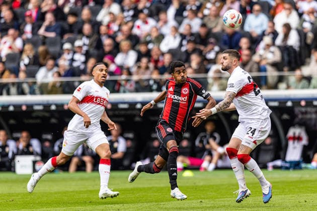 16 05 2026, xovx, Fußball Fußball Bundesliga, Eintracht Frankfurt VfB Stuttgart v l Jamie Leweling VfB Stuttgart , Ansgar Knauff Eintracht Frankfurt , Jeff Chabot VfB Stuttgart DFL DFB REGULATIONS PROHIBIT ANY USE OF PHOTOGRAPHS as IMAGE SEQUENCES and or QUASI VIDEO emspor Frankfurt