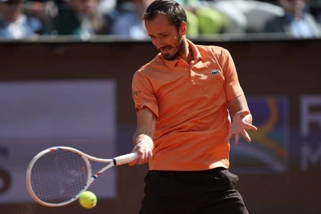 260516 -- ROME, May 16, 2026 -- Daniil Medvedev hits a return during the men s singles semifinal match between Jannik Sinner of Italy and Daniil Medvedev of Russia at the ATP, Tennis Herren Italian Open tennis tournament in Rome, Italy, May 16, 2026. SPITALY-ROME-TENNIS-ATP-ITALIAN OPEN-SEMIFINAL-JANNIK SINNER VS DANIIL MEDVEDEV LixJing  (SP)ITALY-ROME-TENNIS-ATP-ITALIAN OPEN-SEMIFINAL-JANNIK SINNER VS DANIIL MEDVEDEV IMAGO LixJing  imago images 0856787926