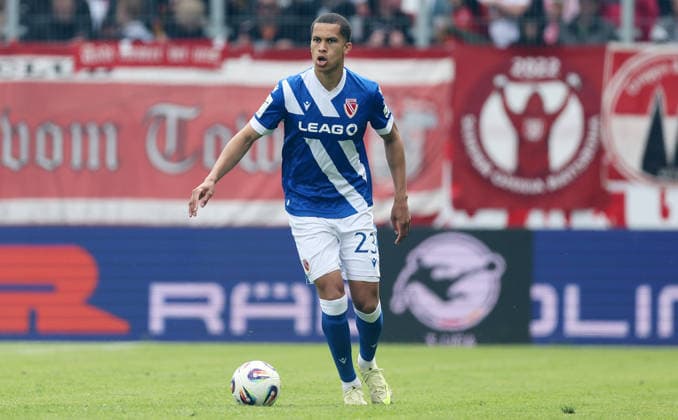 Awortwie-Grant Nyamekye . Jahn Regensburg-Energie Cottbus , Fußball , 3.Liga , in dem JahnStadion, in Regensburg , Bayern , Deutschland. Mai 16 , 2026 . Photo by: Davide Elias IPA Photo Pressefoto DENL Copyright: xDavidexEliasx