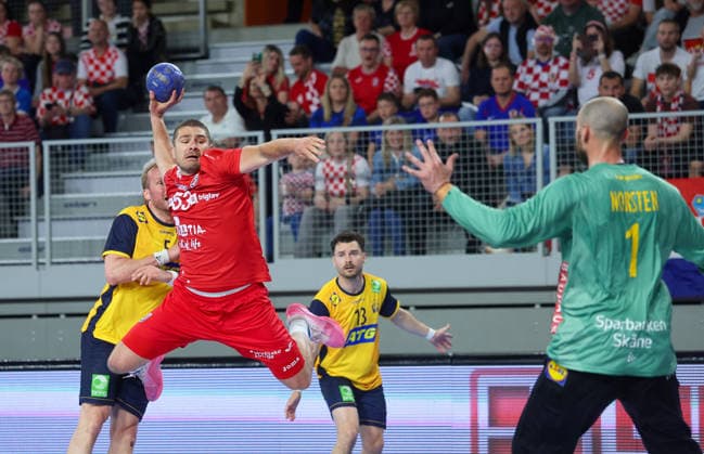 Croatia v Sweden: Internation Friendly Handball Match Marin Sipic of Croatia shoots during the International Friendly, Länderspiel, Nationalmannschaft handball match between Croatia and Sweden at Arena Varazdin on May 16, 2026.  SanjinxStrukic PIXSELL