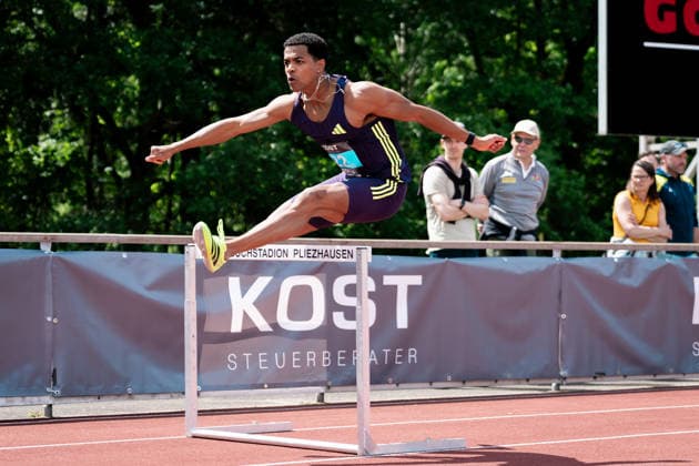 Joshua Abuaku Eintracht Frankfurt e V , 300m hurdles men, 22 , GER, Leichtathletik, Athletics, Internationales KOST Laeufermeeting, Pliezhausen, 17 05 2026, GER, Leichtathletik, Athletics, Internationales KOST Laeufermeeting, Pliezhausen, 17 05 2026 Pliezhausen Copyright: xStefanxMayerx EP_SMR