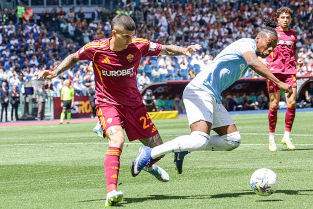 Italy: Serie a football match AS Roma vs SS Lazio Roma™s Italian defender Gianluca Mancini challenges for the ball with lazio™s Dutch forward Tijjani Noslin during the Serie A football match between AS Roma vs SS Lazio at the Olimpico Stadium in Rome, Italy on March 17, 2026. ABP11672_1 Copyright: xAntonioxBalascox
