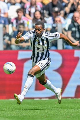 Juventus Pierre Kalulu in action during the Serie A soccer match between Juventus and Fiorentina at the Allianz Stadium in Turin, Italy - Sunday, May 17, 2026. - Soccer .  Copyright: xTanoxPecoraro LaPressex