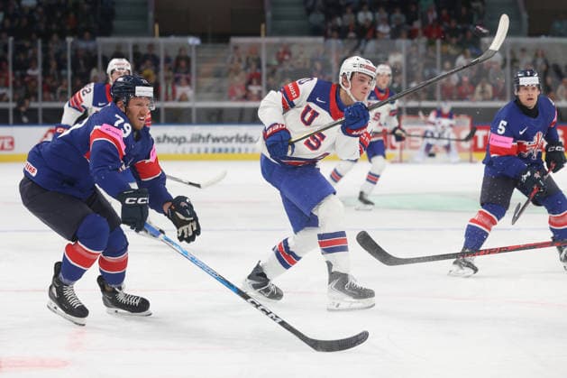 World Championship 2026 USA GBR Nathanael Halbert vs James Hagens 17 05 2026 Swiss Life Arena Zuerich , SWITZERLAND, Ice Hockey Men IIHF World Championship Zurich 2026 Group A USA GBR Nathanael Halbert li,GBR vs James Hagens USA