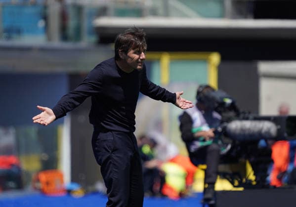 Napoli s coach Antonio Conte and Pisa s coach Oscar Hijlemark ...During the Serie A soccer match between Pisa and Napoli at the Cetilar Arena Romeo Anconetani Stadium in Pisa; Center West Italy;sunday May 17 2026 ; Soccer  Copyright: x AlessandroxLaxRoccax