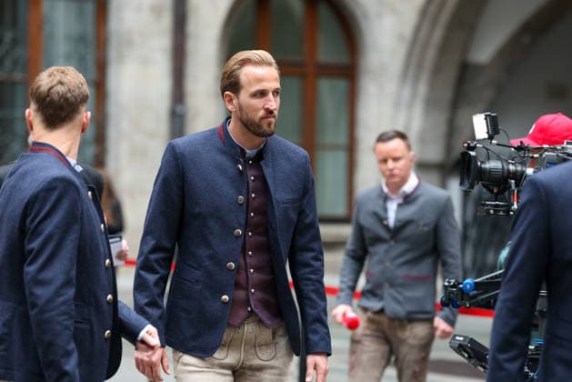 Harry Kane FC Bayern Muenchen, 09 , GER, Reception of FC Bayern Muenchen in the town hall and championship celebration at Marienplatz, 17 05 2026, GER, Reception of FC Bayern Muenchen in the town hall and championship celebration at Marienplatz, 17 05 2026 Muenchen Copyright: xEibner-Pressefoto JennixMaulx EP_JML