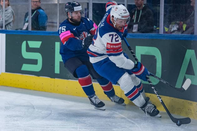 ZURICH, SWITZERLAND - MAY 17: Justin Faulk (United States, 72) in the battle for the puck with Robert Dowd (Great Britain, 75) during the Preliminary Round - Group A Match 11 between Great Britain and United States at the IIHF Ice hockey, Eishockey World Championship, WM, Weltmeisterschaft 2026, Swiss Life Arena on May 17, 2026 in Zurich, Switzerland. Zurich Switzerland Copyright: xTimoxSteinx