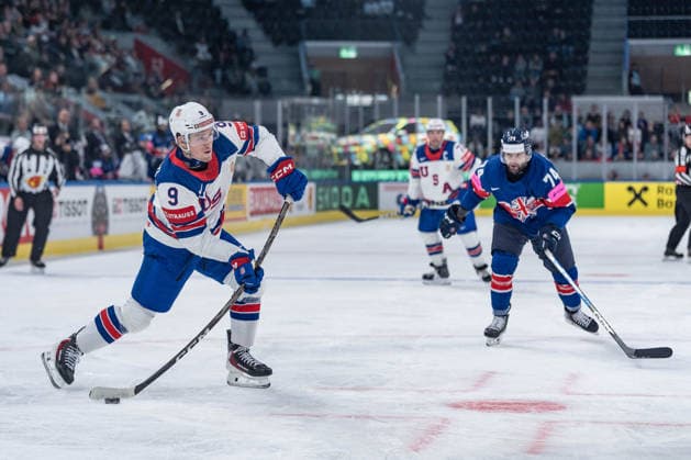 17 05 2026, Zurich, Swiss Life Arena, Ice Hockey World Championships Great Britain USA, 9 Ryan Leonard United States Zurich Swiss Life Arena Zurich Switzerland Copyright: xJustPictures.ch StefanxEmchx jp-de-StEm-DSC0088520260517