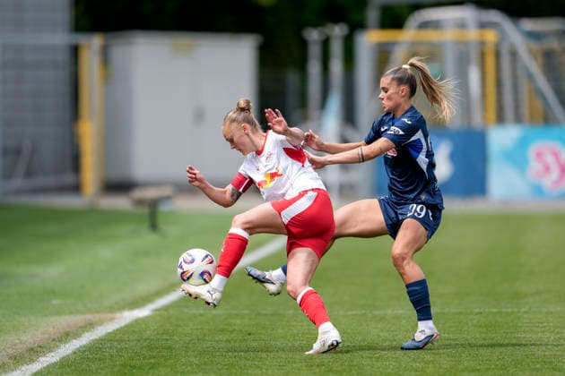 v li Victoria Krug RBL, 20 , Selina Cerci TSG, 29 , duel, duel, tackle, tackling, dynamics, action, action, 17 05 2026, Sinsheim Hoffenheim Germany , Football, Google Pixel Women Bundesliga, TSG 1899 Hoffenheim RB Leipzig, DFB DFL REGULATIONS PROHIBIT ANY USE OF PHOTOGRAPHS AS IMAGE SEQUENCES AND OR QUASI VIDEO xozx