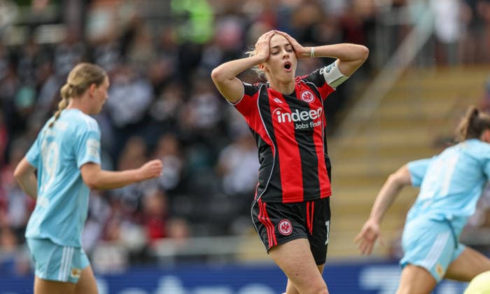 GER, Frankfurt, Eintracht Frankfurt vs Union Berlin, Google Pixel Bundesliga, Football, DFB, Season 2025 2026, Stadion am Brentanobad, 26 Matchday in picture Disappointment and frustration, Emotions at Laura Freigang Eintracht Frankfurt Women 10 , Goal chance DFB DFL REGULATIONS PROHIBIT ANY USE OF PHOTOGRAPHS AS IMAGE SEQUENCES AND OR QUASI VIDEO, 17 05 2026 Copyright: HMBxMedia HendrikxHamelau
