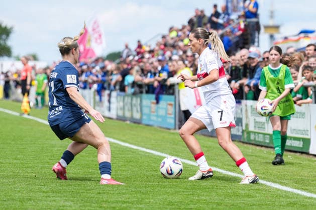 2 Womens Bundesliga SC Sand vs VfB Stuttgart, 17 05 2026 duel between Leni Fischer SC Sand, 11 and Dafina Redzepi VfB Stuttgart, 7 2 Womens Bundesliga SC Sand vs VfB Stuttgart, Adams Arena SC Sand, 17 05 2026 DFB DFL REGULATIONS PROHIBIT ANY USE OF PHOTOGRAPHS AS IMAGE SEQUENCES AND OR QUASI VIDEO Copyright: xBEAUTIFULxSPORTS Boscox