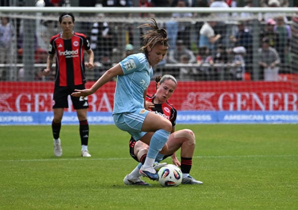 17 05 2026, xsltx, Soccer Google Pixel Women Bundesliga, Eintracht Frankfurt 1 FC Union Berlin v l Hannah Eurlings 1 FC Union Berlin , GÃ raldine Reuteler Eintracht Frankfurt DFL DFB REGULATIONS PROHIBIT ANY USE OF PHOTOGRAPHS as IMAGE SEQUENCES and or QUASI VIDEO