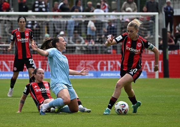 17 05 2026, xsltx, Soccer Google Pixel Women Bundesliga, Eintracht Frankfurt 1 FC Union Berlin v l G raldine Reuteler Eintracht Frankfurt , Hannah Eurlings 1 FC Union Berlin , Laura Freigang Eintracht Frankfurt DFL DFB REGULATIONS PROHIBIT ANY USE OF PHOTOGRAPHS as IMAGE SEQUENCES and or QUASI VIDEO