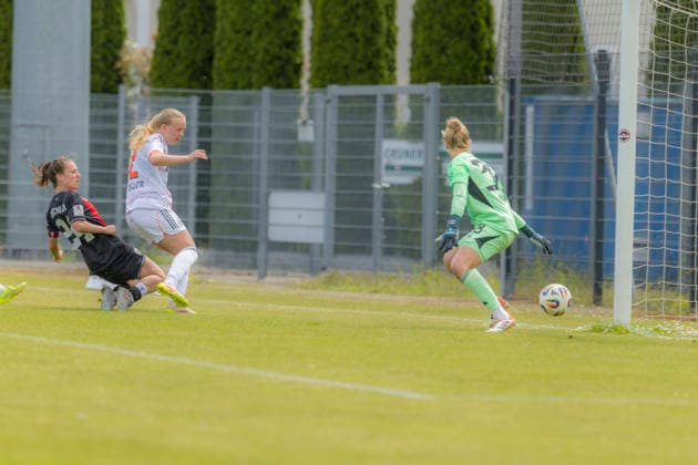 Ingolstadt, Germany 17 May 2026 2 Womens Bundesliga 2025 2026 Sp 26 FC Ingolstadt 04 vs FC Bayern Munich II In the picture from left scorer Stefanie Reischmann FCI scores the goal for 1 9 Audi Sportpark Bayern Copyright: xFotostandx xSchäferx