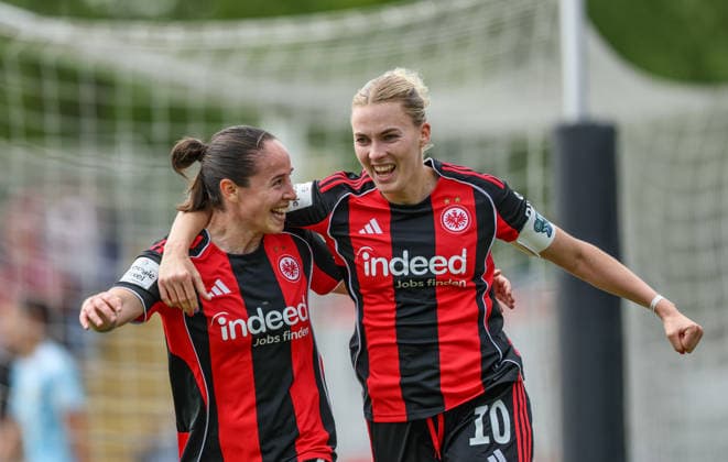 GER, Frankfurt, Eintracht Frankfurt vs Union Berlin, Google Pixel Bundesliga, Football, DFB, Season 2025 2026, Stadion am Brentanobad, 26 Matchday in picture Geraldine Reuteler Eintracht Frankfurt Women 14 , Laura Freigang Eintracht Frankfurt Women 10 , Goal, Cheers and joy, Emotions, 2 2 DFB DFL REGULATIONS PROHIBIT ANY USE OF PHOTOGRAPHS AS IMAGE SEQUENCES AND OR QUASI VIDEO, 17 05 2026 Copyright: HMBxMedia HendrikxHamelau