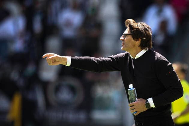 Juventus FC v ACF Fiorentina - Serie A Fiorentina coach Paolo Vanoli gestures during the Serie A football match between Juventus and Fiorentina at the Allianz Stadium in Turin, Piedmont, Italy, on May 17, 2026. Turin Piedmont Italy  Copyright: xMatteoxBottanellix originalFilename:bottanelli-juventus260517_npMAN.jpg