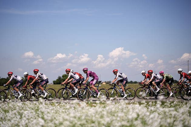 The pack rides during Stage 9 of the Giro d™Italia from Cervia to Corno alle Scale, Italy, Sunday May 17, 2026.  Copyright: xMarcoxAlpozzi LaPressex