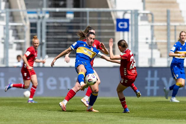 Google Pixel Womens Bundesliga FC Carl Zeiss Jena vs 1 FC Köln Jena 17 05 2026 Merza Julevic 10 FC Carl Zeiss Jena vs Laura Donhauser 25 1 FC Köln Google Pixel Womens Bundesliga FC Carl Zeiss Jena vs 1 FC Köln ad hoc arena im Ernst Abbe Sportfeld 17 05 2026 DFB REGULATIONS PROHIBIT ANY USE OF PHOTOGRAPHS AS IMAGE SEQUENCES AND OR QUASI VIDEO Copyright: xBEAUTIFULxSPORTS Duehringx