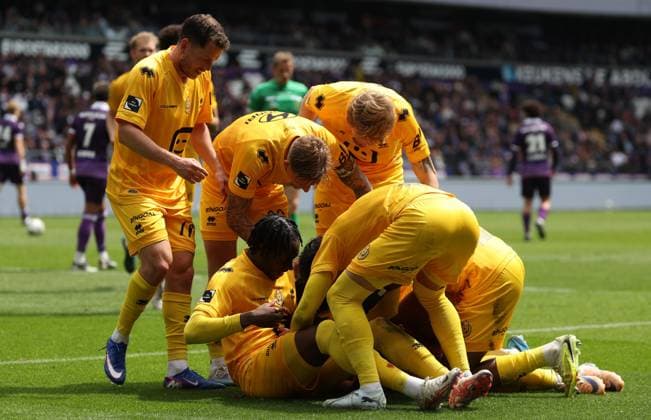 Mechelen s Therence Koudou celebrates after scoring during a soccer match between RSCA Anderlecht and KV Mechelen, Sunday 17 May 2026 in Brussels, on day 8 of the Champion s Play-off of the 2025-2026 Jupiler Pro League first division of the Belgian championship. VIRGINIExLEFOUR  x174151930x