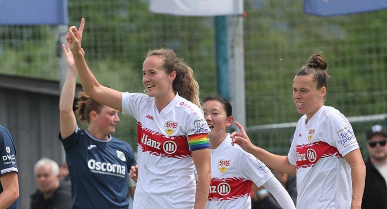 Sand , Soccer 2 Bundesliga , SC Sand vs VfB Stuttgart Women , from left Fabienne Dongus Nicole Billa VfB