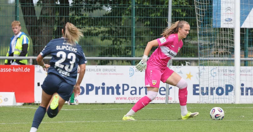Sand , Soccer 2 Bundesliga , SC Sand vs VfB Stuttgart Women , right Eve Boettcher VfB