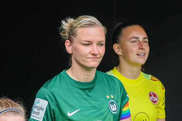 Wolfsburg, Germany 17 May 2026 1 Womens Bundesliga 26 Matchday VfL Wolfsburg vs 1 FC Nürnberg In the picture Alexandra Popp VfL , who is playing her last game for VfL Wolfsburg today after 14 years and is being bid farewell Copyright: HMBxMedia MadeleinexFantini