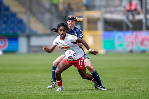 v li Delice Boboy RBL, 17 , Wielle Douma Wianda Ellen Geertruida Douma, TSG, 13 , duel, duel scene, duel, tackle, tackling, dynamics, action, action, 17 05 2026, Sinsheim Hoffenheim Germany , Soccer, Google Pixel Women Bundesliga, TSG 1899 Hoffenheim RB Leipzig, DFB DFL REGULATIONS PROHIBIT ANY USE OF PHOTOGRAPHS AS IMAGE SEQUENCES AND OR QUASI VIDEO xozx