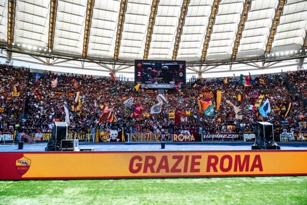 IPA84786168 - AS Roma fans during Roma-Lazio, Serie A 2025 2026 at Stadio Olimpico on May 17, 2026 during AS Roma vs SS Lazio, Italian soccer Serie A match in Rome, Italy, May 17 2026  Copyright: xDomenicoxBari IPAxSportx xx 84786168