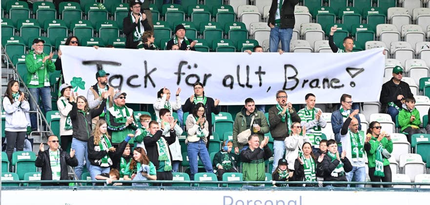 17 05 2026 Soccer Season 2025 2026 2 Soccer Bundesliga 34 Matchday SpVgg Greuther Fürth Kleeblatt Fortuna Düsseldorf Sportfoto Zink MeZi xmexzix DFL regulations prohibit any use of photographs as image sequences and or quasi video only for editorial use Banner Banner Fans Fanblock for Branimir Hrgota 10, SpVgg Greuther Fürth