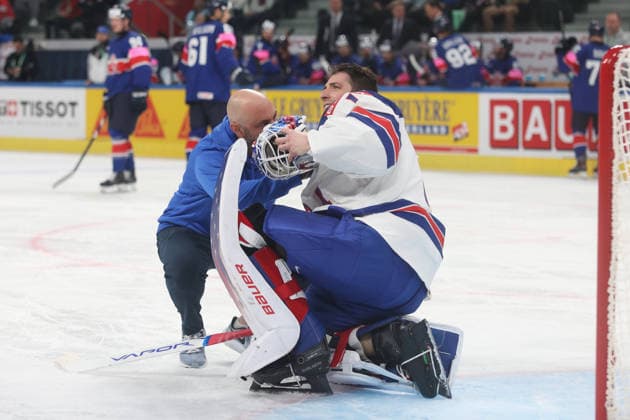 17 05 2026 Swiss Life Arena Zurich , SWITZERLAND, Ice Hockey Men IIHF World Championship Zurich 2026 Group A USA GBR Goaltender Devin Cooley USA