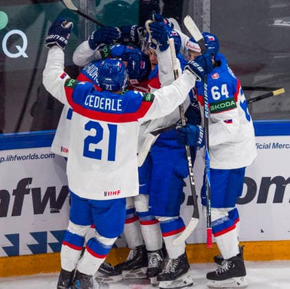 May 17, 2026, Lausanne, Friborg, Switzerland: Lausanne Switzerland, 05 17 2026: The team Slovakia celebrates his goal during IIHF 2026 Ice hockey, Eishockey World Championship, WM, Weltmeisterschaft Switzerland (International Ice Hockey Federation), between Italy and Slovakia which counts towards Group B and took place at the BCF Arena at Lausanne in Switzerland. Slovakia won 4-1. Lausanne Switzerland - ZUMAd206 20260517_zip_d206_023 Copyright: xEricxDubostx