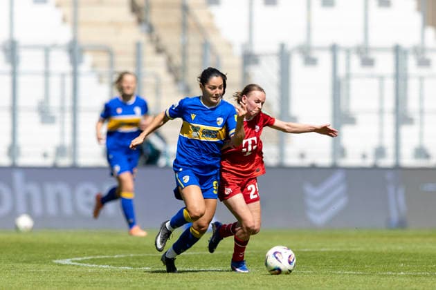 Google Pixel Womens Bundesliga FC Carl Zeiss Jena vs 1 FC Köln Jena 17 05 2026 Olivia Johansson Alcaide 9 FC Carl Zeiss Jena vs Laura Donhauser 25 1 FC Köln Google Pixel Womens Bundesliga FC Carl Zeiss Jena vs 1 FC Köln ad hoc arena im Ernst Abbe Sportfeld 17 05 2026 DFB REGULATIONS PROHIBIT ANY USE OF PHOTOGRAPHS AS IMAGE SEQUENCES AND OR QUASI VIDEO Copyright: xBEAUTIFULxSPORTS Duehringx